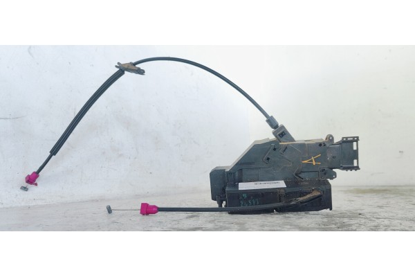 Recambio de cerradura puerta trasera derecha para citroen c3 picasso exclusive referencia OEM IAM 24099158  