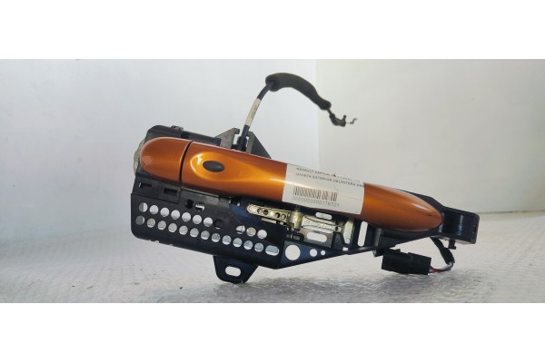 Recambio de maneta exterior delantera derecha para renault captur 1.2 i turbo 118 referencia OEM IAM   
