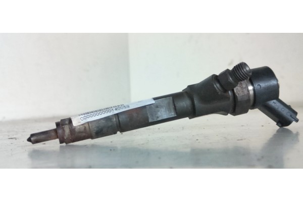 Recambio de inyector para renault laguna ii (bg0) 1.9 dci diesel referencia OEM IAM 0445110021  