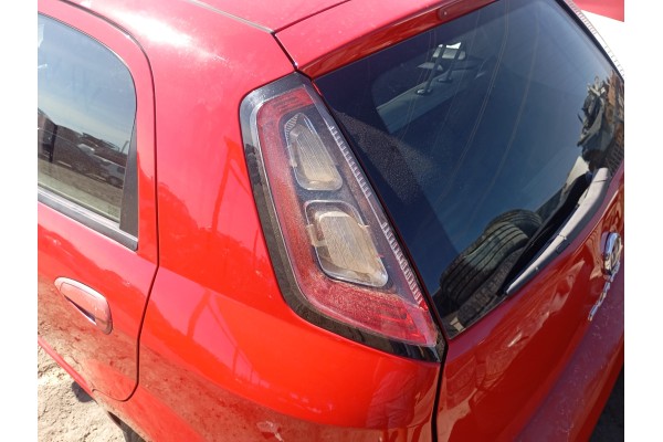 Recambio de piloto trasero izquierdo para fiat punto (199) easy referencia OEM IAM   