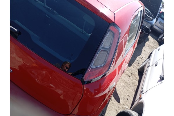 Recambio de piloto trasero derecho para fiat punto (199) easy referencia OEM IAM   