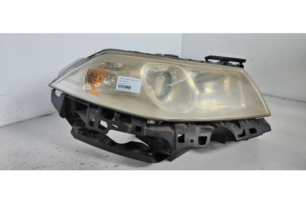 Recambio de faro derecho para renault megane ii berlina 5p 1.5 dci diesel referencia OEM IAM 8200412742F  