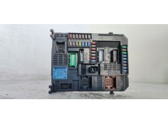 Recambio de caja reles / fusibles para peugeot 208 allure referencia OEM IAM 9807531680  