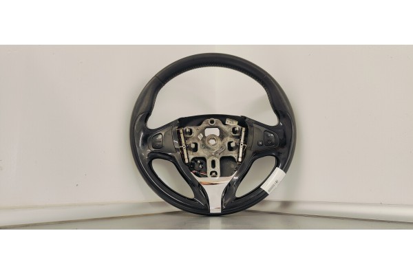 Recambio de volante para renault captur 1.5 dci 90 fap referencia OEM IAM   