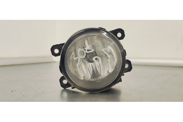 Recambio de faro antiniebla izquierdo para peugeot 308 1.5 hdi 130 fap referencia OEM IAM 9687410080  
