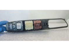 Recambio de mando elevalunas delantero izquierdo para renault captur 1.2 i turbo 118 referencia OEM IAM 255702886R  