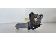 Recambio de motor elevalunas trasero izquierdo para mercedes-benz clase c (w203) berlina 2.2 cdi cat referencia OEM IAM A2038202