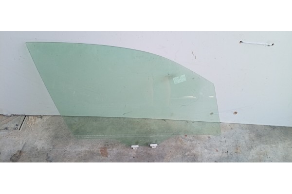 Recambio de luna delantera derecha para subaru forester 2.0 diesel cat referencia OEM IAM   