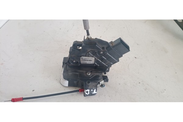 Recambio de cerradura puerta trasera derecha para audi a4 avant (b5) 1.6 referencia OEM IAM 6M2AR26412BC  