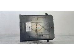 Recambio de caja reles / fusibles para peugeot 208 allure referencia OEM IAM 9807531680  