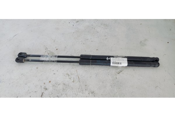 Recambio de amortiguadores maletero / porton para opel astra h berlina enjoy referencia OEM IAM 13220159  