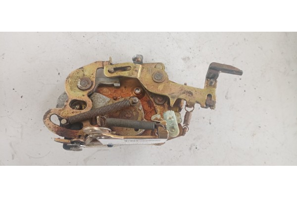 Recambio de cerradura puerta delantera derecha para saab 900 2.0 cat referencia OEM IAM   