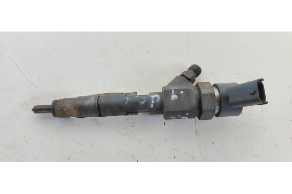 Recambio de inyector para renault laguna ii (bg0) 1.9 dci diesel referencia OEM IAM 0445110021  