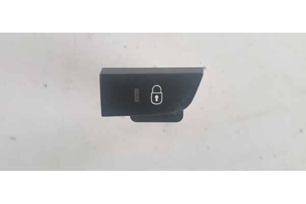 Recambio de interruptor para citroen c4 picasso seduction referencia OEM IAM 9678101077  