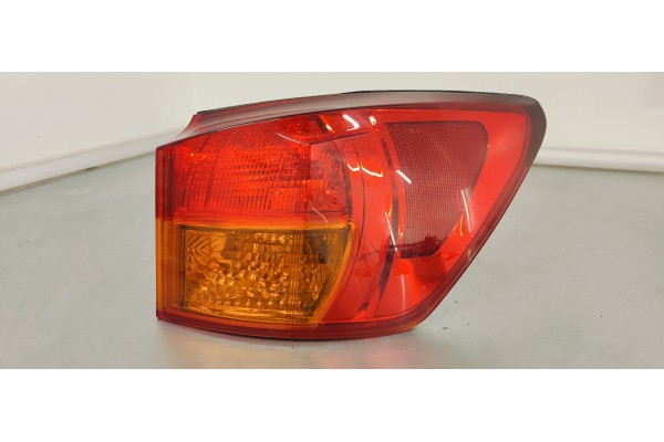 Recambio de piloto trasero derecho para lexus is200 (ds2/is2) 2.2 d 180 [220] fap referencia OEM IAM   