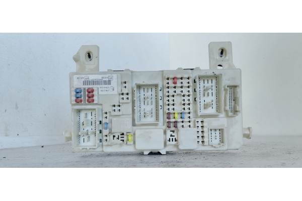 Recambio de caja reles / fusibles para ford focus lim. (cb4) 1.6 tdci cat referencia OEM IAM 97RA012108  