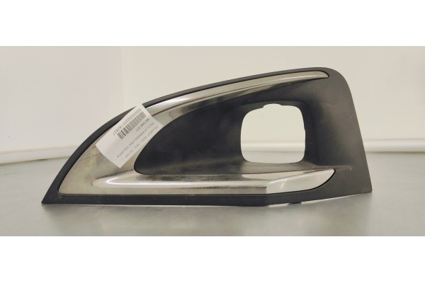 Recambio de rejilla paragolpes izquierda para peugeot 3008 1.5hdi 130 fap referencia OEM IAM 9810881377  