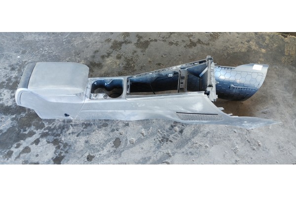 Recambio de apoyabrazos central para volkswagen golf viii lim. (cd1) life referencia OEM IAM   