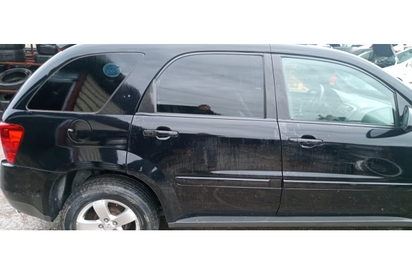 Recambio de puerta trasera derecha para pontiac torrent m1 referencia OEM IAM   