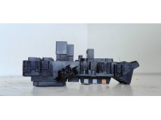 Recambio de caja reles / fusibles para toyota avensis berlina (t 22) 1.6 luna (5-ptas.) referencia OEM IAM 8273005020  