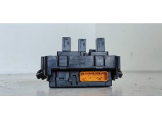 Recambio de caja reles / fusibles para toyota avensis berlina (t 22) 1.6 luna (5-ptas.) referencia OEM IAM 8273005020  