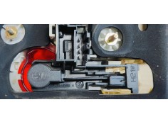 Recambio de piloto trasero izquierdo interior para volkswagen touareg (7la) tdi r5 referencia OEM IAM 7L6945093H  