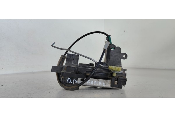 Recambio de cerradura puerta delantera derecha para opel astra h berlina 1.9 cdti referencia OEM IAM 13210749  