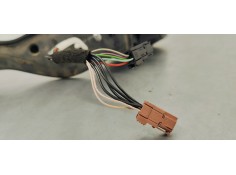 Recambio de retrovisor derecho para peugeot 208 1.6 hdi 100 fap referencia OEM IAM   