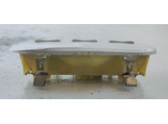 Recambio de luz interior para peugeot 207 cc 1.6i 120 referencia OEM IAM 9680713880  