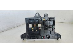 CAJA RELES / FUSIBLES 13449201 