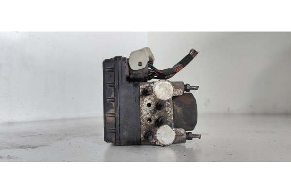 Recambio de abs para toyota celica (t23) 1.8 referencia OEM IAM 4451020340  