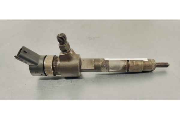 Recambio de inyector para opel vectra c berlina comfort referencia OEM IAM 0445110165  