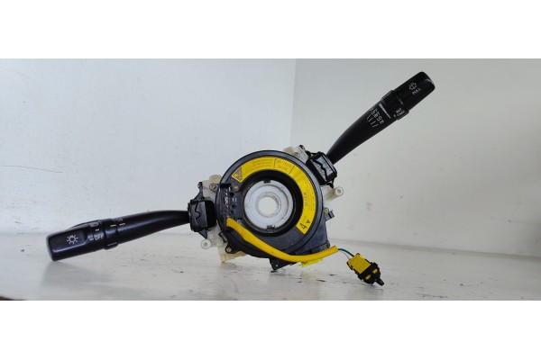 Recambio de mando multifuncion para toyota avensis berlina (t 22) 1.6 luna (5-ptas.) referencia OEM IAM   