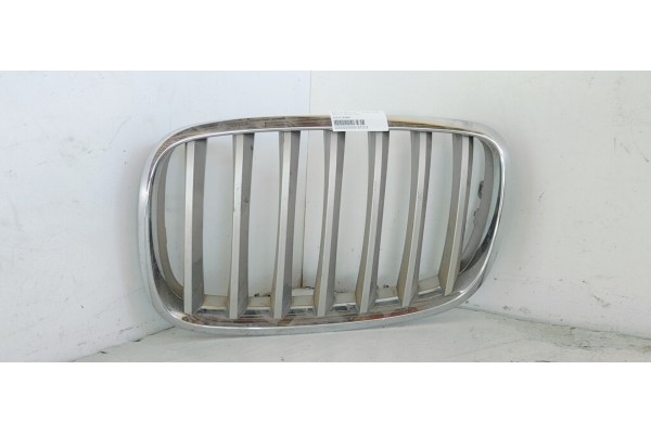 Recambio de rejilla delantera para bmw x5 (e70) 3.0d referencia OEM IAM 51317157687  