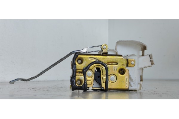 Recambio de cerradura puerta delantera derecha para toyota avensis berlina (t 22) 1.6 16v referencia OEM IAM   