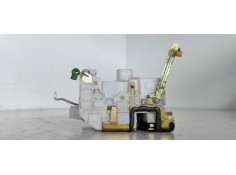 Recambio de cerradura puerta delantera derecha para toyota avensis berlina (t 22) 1.6 16v referencia OEM IAM   