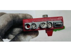 Recambio de amplificador de antena para volvo xc60 2.4 d referencia OEM IAM 30775158  