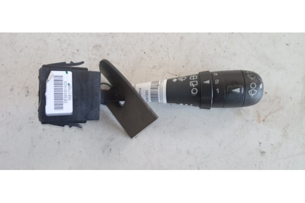 Recambio de mando limpia para pontiac torrent m1 referencia OEM IAM 1R165351023 15817765 