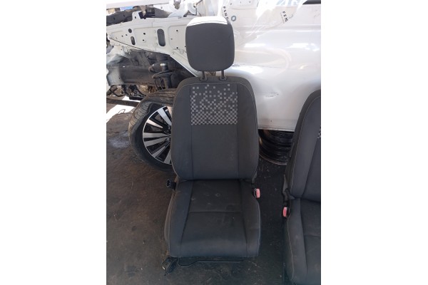 Recambio de asiento delantero derecho para renault megane iii berlina 5 p dynamique referencia OEM IAM   