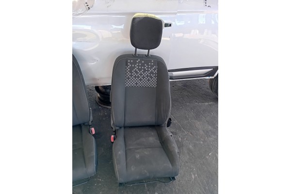 Recambio de asiento delantero izquierdo para renault megane iii berlina 5 p dynamique referencia OEM IAM   