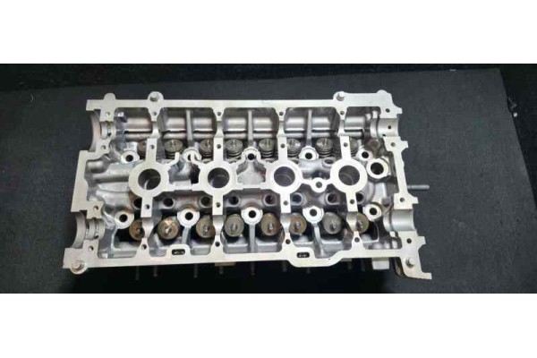 Recambio de culata para renault scenic ii referencia OEM IAM 8200145259F  