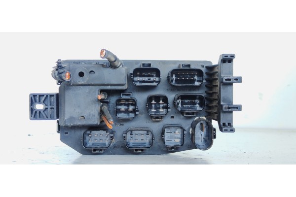 Recambio de caja reles / fusibles para jaguar x-type 2.0 d executive referencia OEM IAM 4X4314A073DA  