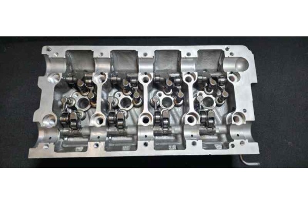 Recambio de culata para volkswagen touran (1t1) touran i monovolumen fase 2 referencia OEM IAM 03G103373A  