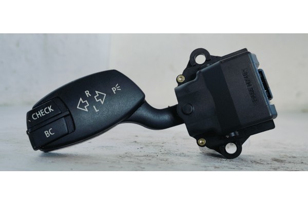 Recambio de mando intermitentes para bmw serie 5 berlina (e60) 2.5d 177 [525] fap referencia OEM IAM 6924103B  