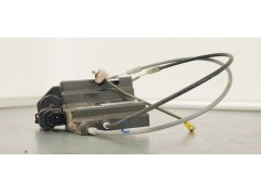 Recambio de cerradura puerta trasera izquierda para ssangyong kyron 2.0 d referencia OEM IAM   