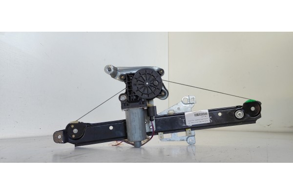 Recambio de elevalunas trasero izquierdo para volvo s60 berlina 2.4 diesel cat referencia OEM IAM 119971XXX  