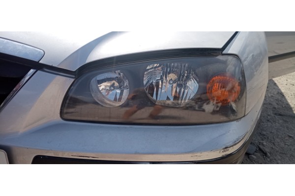 Recambio de faro izquierdo para hyundai elantra (xd) 1.6 16v cat referencia OEM IAM   