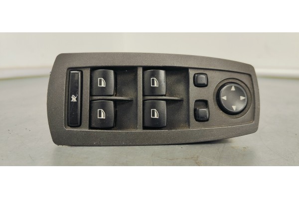 Recambio de mando elevalunas delantero izquierdo para bmw x3 (e83) 3.0d 204 4x4 referencia OEM IAM 3414355  