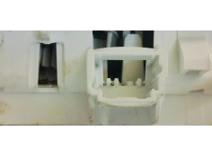 Recambio de luz interior para renault captur 1.2 i turbo 118 referencia OEM IAM 264303010R  