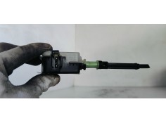 Recambio de tapa exterior combustible para volvo xc60 2.4 d referencia OEM IAM 86113136  